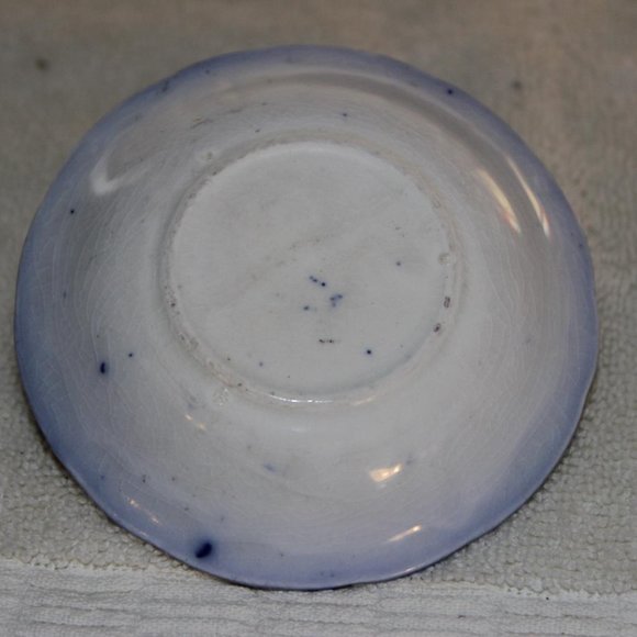 VINTAGE TOURAINE FLOW BLUE TRANSFER WARE SMALL TEA BAG PLATE 3-3/8” DIAMETER - Picture 4 of 4